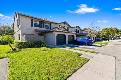 9129 N Vineyard Lake Dr #9129, Plantation, FL 33324