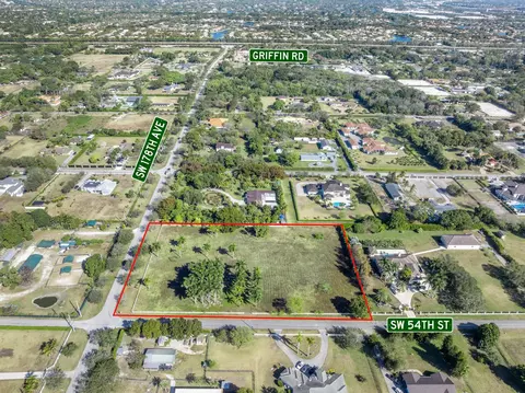 17701 SW 54 St, Southwest Ranches, FL 33331