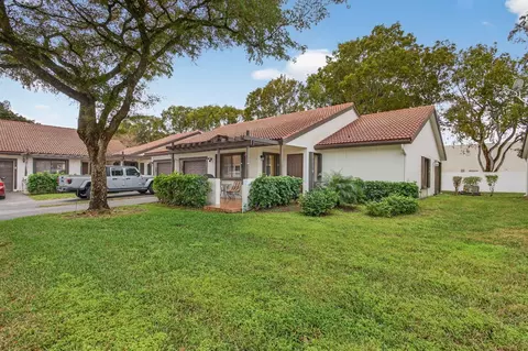 7157 Wisteria Way #7157, Tamarac, FL 33321