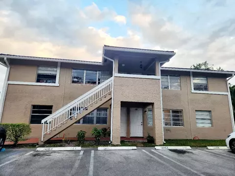 10234 Twin Lakes Dr #16-D, Coral Springs, FL 33071