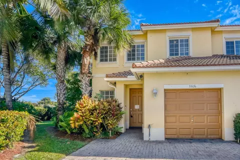 3306 NW 31st Ter, Oakland Park, FL 33309