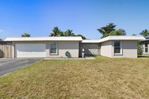 7907 NW 66th Ter, Tamarac, FL 33321