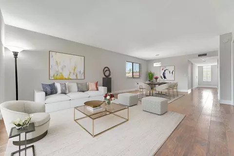 334 Lakeview Dr #204, Weston, FL 33326