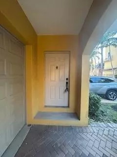 2337 Vintage Dr, Lighthouse Point, FL 33064
