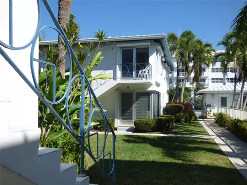 561 Bayshore Dr #7, Fort Lauderdale, FL 33304