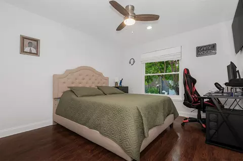 Bedroom - Undisclosed, Miami, FL 33183 photo 1 of 5