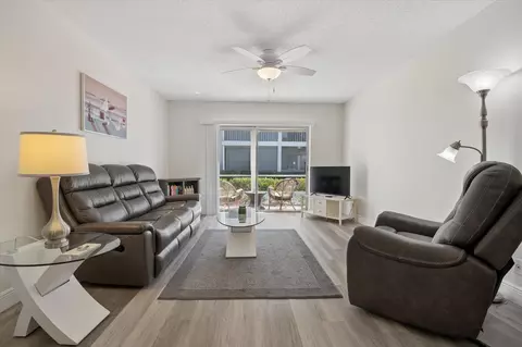 2260 NE 67th St #1710, Fort Lauderdale, FL 33308