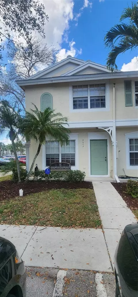 5602 NW 99th Way, Coral Springs, FL 33076
