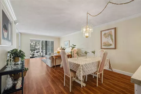 691 S Hollybrook Dr #304, Pembroke Pines, FL 33025