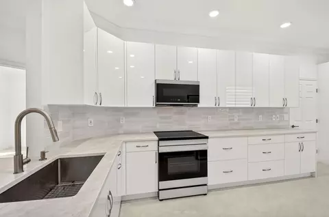 10664 Royal Caribbean Cir #10664, Boynton Beach, FL 33437