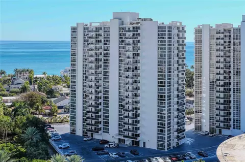 2715 N Ocean Blvd #7D, Fort Lauderdale, FL 33308