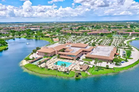 1400 SW 137th Ave #311F, Pembroke Pines, FL 33027