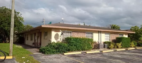 1856 NW 52nd Ave, Lauderhill, FL 33313