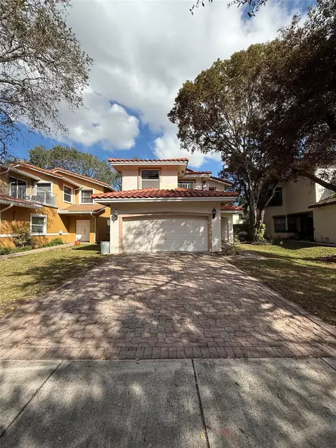 3585 Simms St, Hollywood, FL 33021