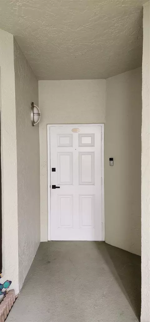 6371 La Costa Dr #104, Boca Raton, FL 33433