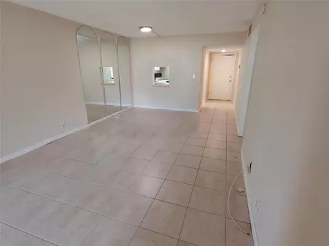 606 SW Natura Blvd #107, Deerfield Beach, FL 33441