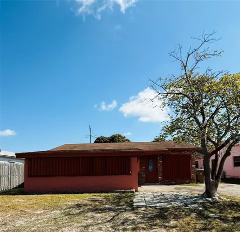 488 NW 2nd Ter, Deerfield Beach, FL 33441