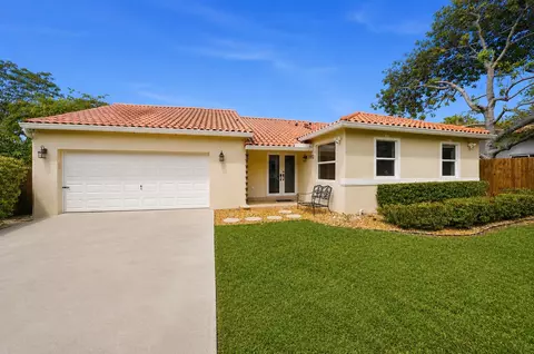 16921 SW 92nd Ct, Palmetto Bay, FL 33157