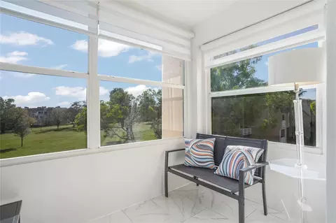 9300 Sunrise Lakes Blvd #309, Sunrise, FL 33322