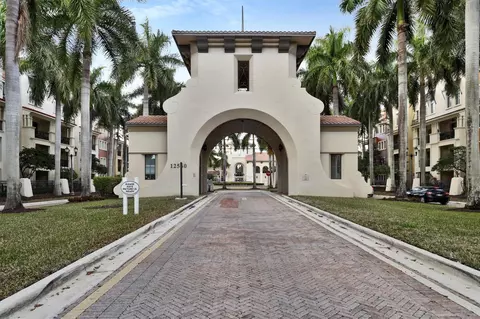 2970 NW 124th Way #2970, Sunrise, FL 33323