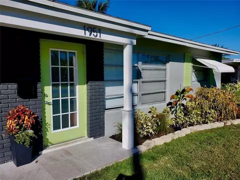 1951 NW 33rd Ct, Oakland Park, FL 33309