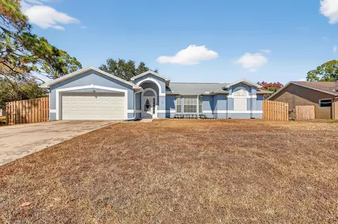 165 SW Eyerly Ave, Port Saint Lucie, FL 34983