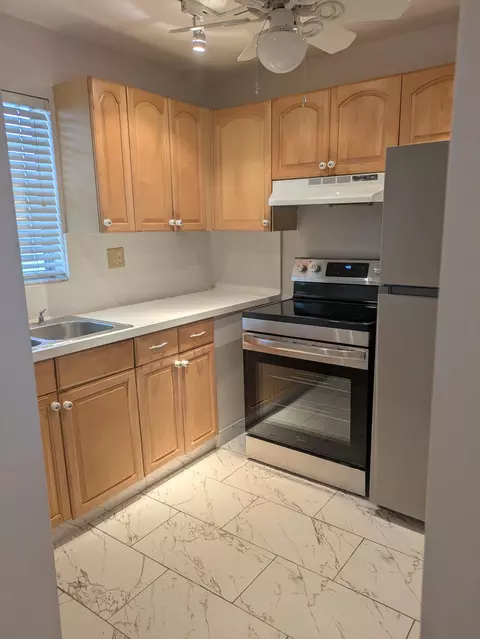6507 Winfield Blvd #128-C, Margate, FL 33063