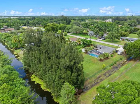 5191 SW 188th Ave, Southwest Ranches, FL 33332