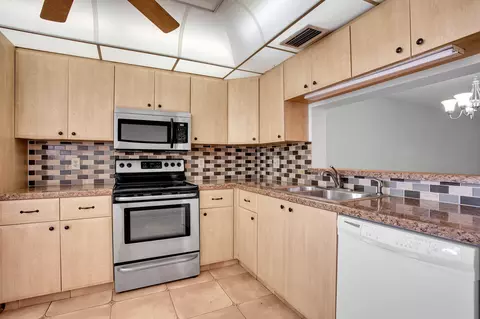 3301 Aruba Way #K4, Coconut Creek, FL 33066