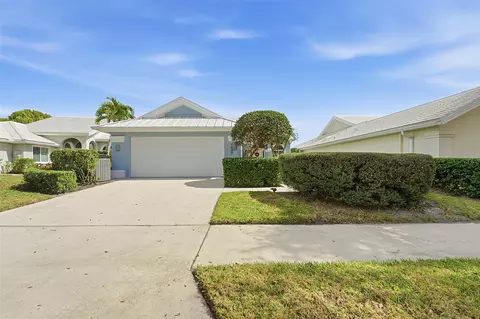 1530 Wilderness Rd, West Palm Beach, FL 33409
