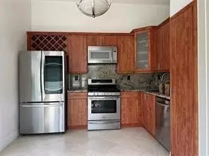 9880 Red Heart Ln, Tamarac, FL 33321