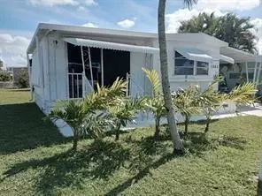 1860 SW 83rd Ter, Davie, FL 33324