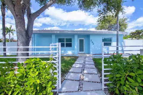 245 SW 20th St, Fort Lauderdale, FL 33315