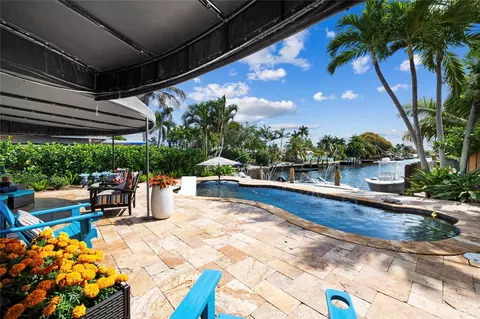 1500 NE 24th St, Wilton Manors, FL 33305