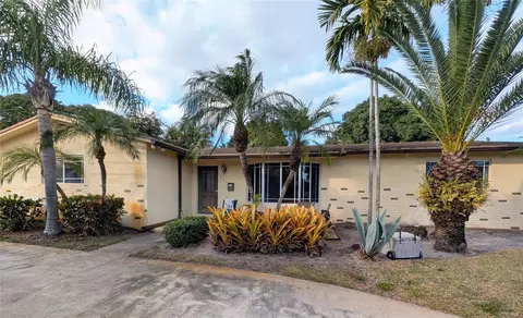 3651 NW 29th St, Lauderdale Lakes, FL 33311