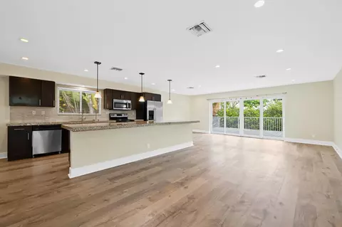 804 N Victoria Park Rd, Fort Lauderdale, FL 33304