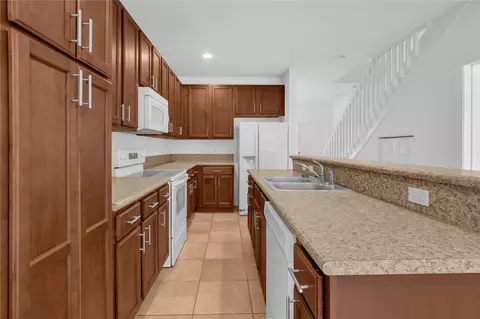 5940 Woodlands Blvd #5940, Tamarac, FL 33319