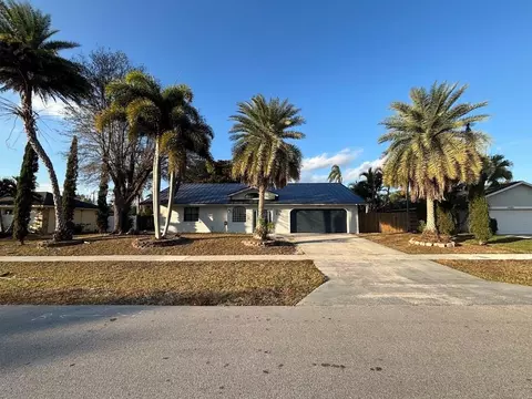 11681 Turnstone Dr, Wellington, FL 33414