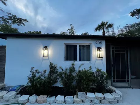905 NE 5th St, Pompano Beach, FL 33060