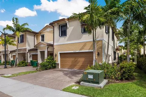 4690 Santa Cruz Way #000, Davie, FL 33314
