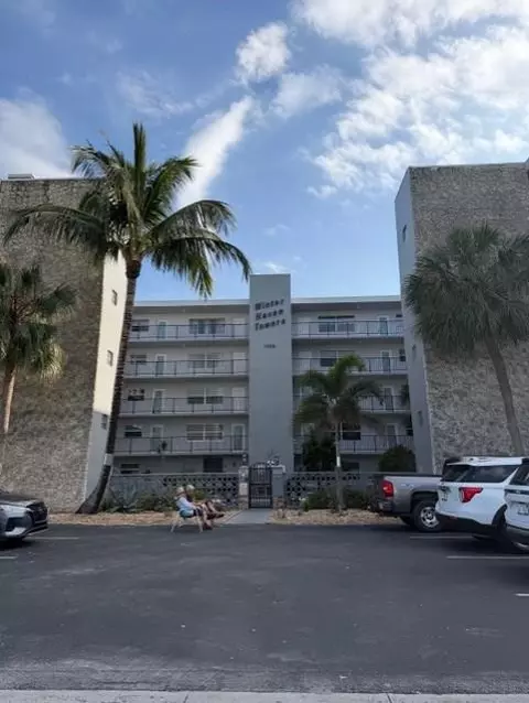 1750 Jefferson St #408, Hollywood, FL 33020