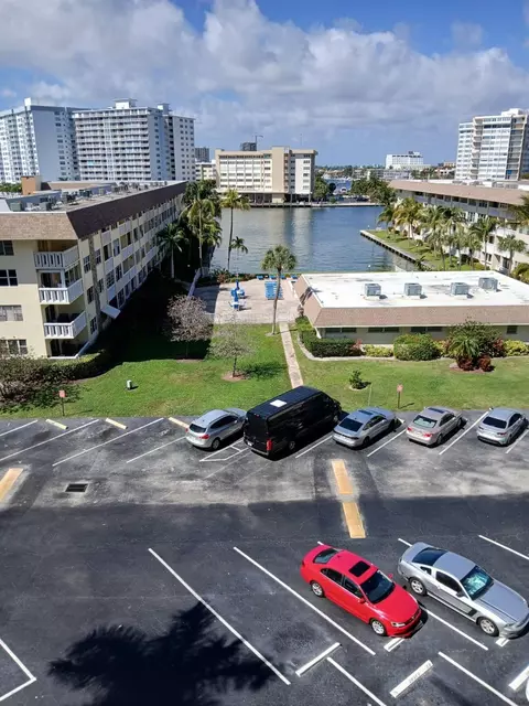 1893 S Ocean Dr #605, Hallandale Beach, FL 33009