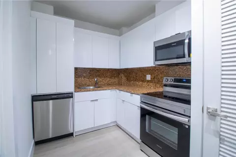 2424 SE 17th St #305B, Fort Lauderdale, FL 33316