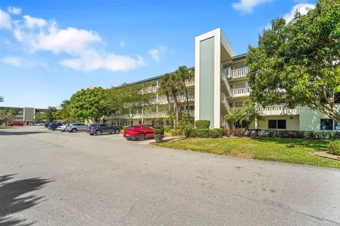 2501 Antigua Ter #D-4, Coconut Creek, FL 33066