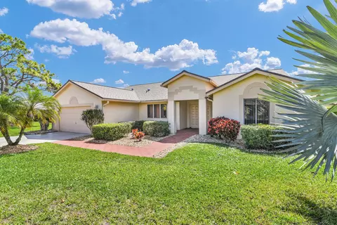 2660 Riviera Dr, Delray Beach, FL 33445
