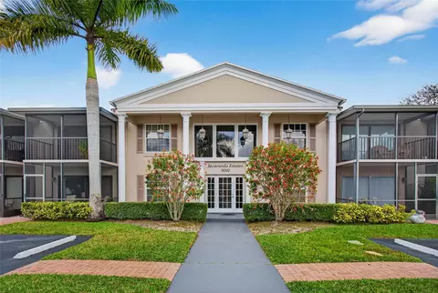 9001 Jacaranda Ln #201, Plantation, FL 33324