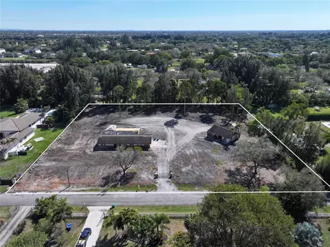 17330 SW 58 St, Southwest Ranches, FL 33331