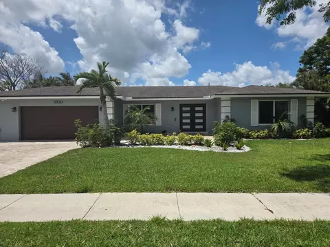 5330 SW 19th St, Plantation, FL 33317