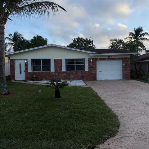 452 W Royal Palm Rd, Boca Raton, FL 33432