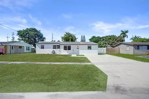 1437 SW 1st Ave, Deerfield Beach, FL 33441